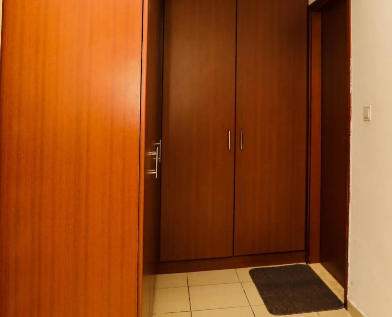 Place Of Peace Hostel Dubai Bed & Breakfast